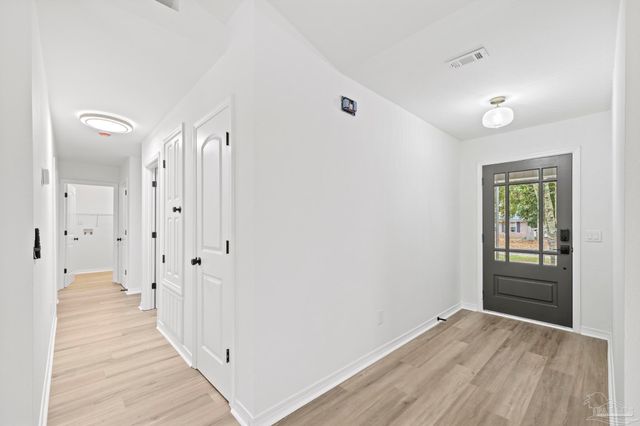 6555 Eagle Crest Dr, Milton, FL 32570