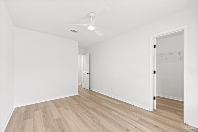 6555 Eagle Crest Dr, Milton, FL 32570