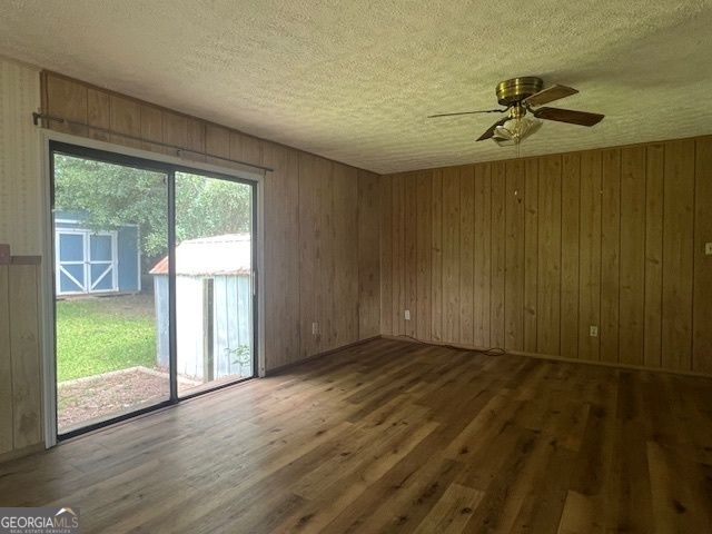 1041 Sandy Ridge Road, Mcdonough, GA 30252