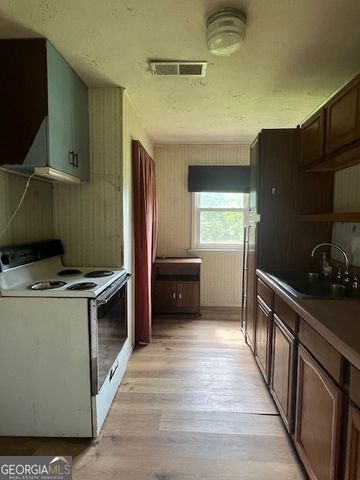 1041 Sandy Ridge Road, Mcdonough, GA 30252