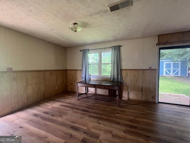 1041 Sandy Ridge Road, Mcdonough, GA 30252