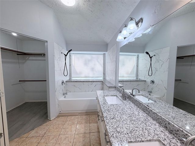 5310 Park Shore Drive, Houston, TX 77084