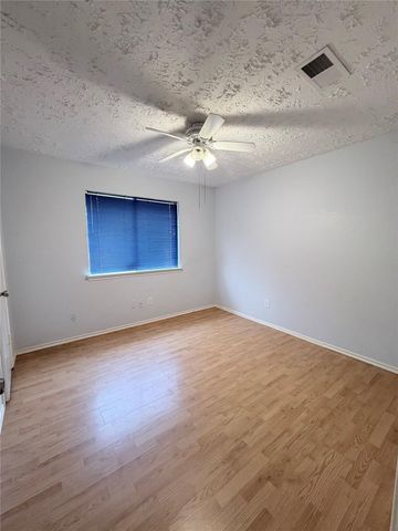 5310 Park Shore Drive, Houston, TX 77084