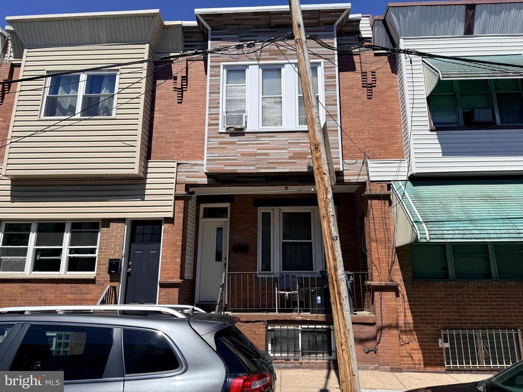 2204 S BONSALL ST, Philadelphia, PA 19145