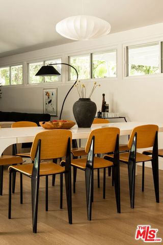 4725 Cedros Avenue, Sherman Oaks, CA 91403