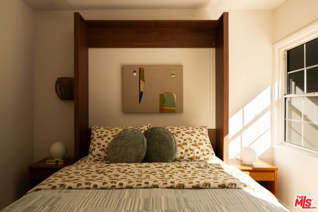 4725 Cedros Avenue, Sherman Oaks, CA 91403