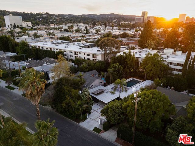 4725 Cedros Avenue, Sherman Oaks, CA 91403