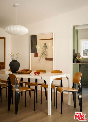 4725 Cedros Avenue, Sherman Oaks, CA 91403