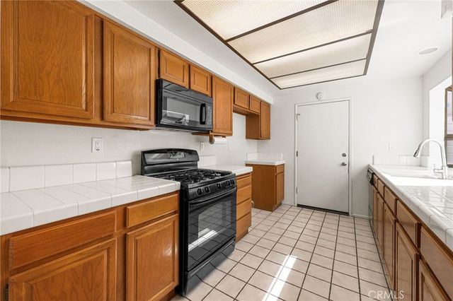 3 Jasmine Creek, Laguna Hills, CA 92653