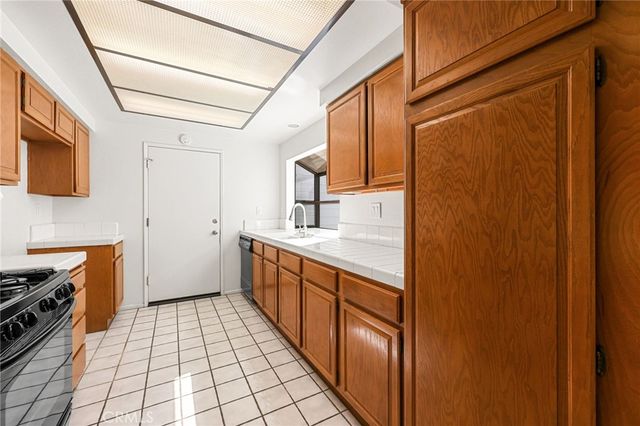 3 Jasmine Creek, Laguna Hills, CA 92653