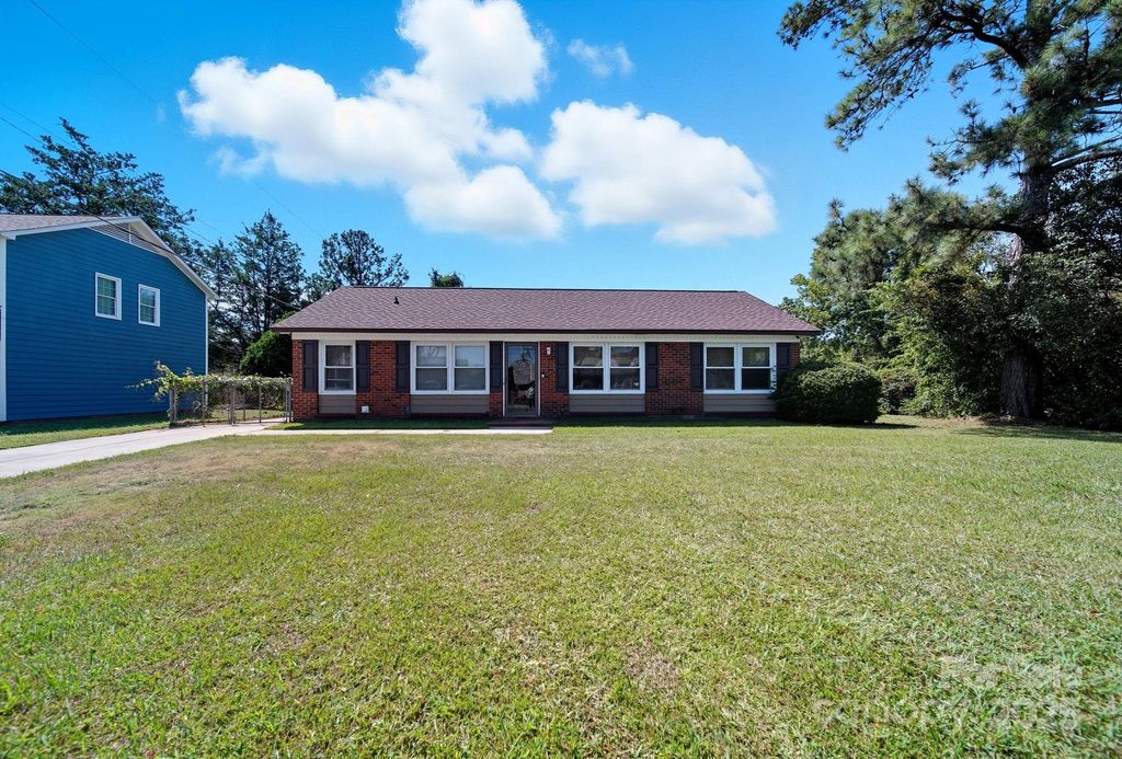 1104 Parkmont Lane, Rock Hill, SC 29730