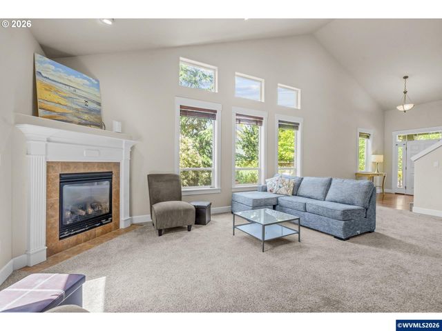 1902 NE Lucy Belle St, Mcminnville, OR 97128