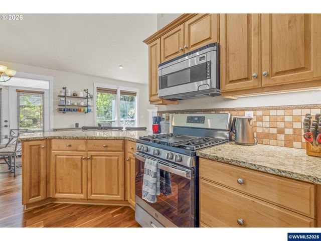 1902 NE Lucy Belle St, Mcminnville, OR 97128