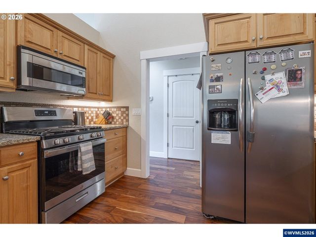 1902 NE Lucy Belle St, Mcminnville, OR 97128