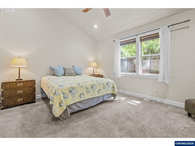 1902 NE Lucy Belle St, Mcminnville, OR 97128