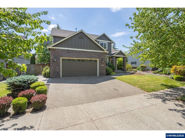 1902 NE Lucy Belle St, Mcminnville, OR 97128