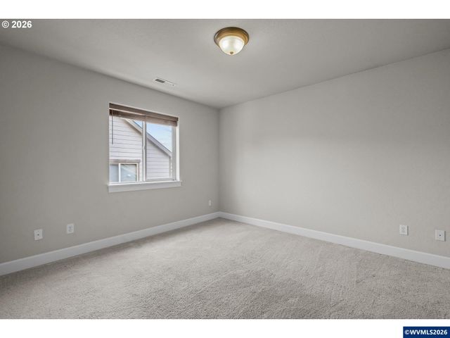 1902 NE Lucy Belle St, Mcminnville, OR 97128