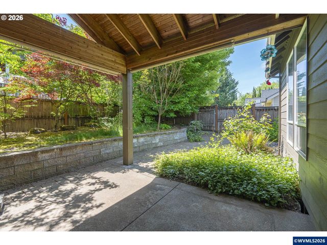 1902 NE Lucy Belle St, Mcminnville, OR 97128