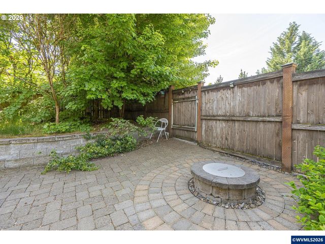 1902 NE Lucy Belle St, Mcminnville, OR 97128