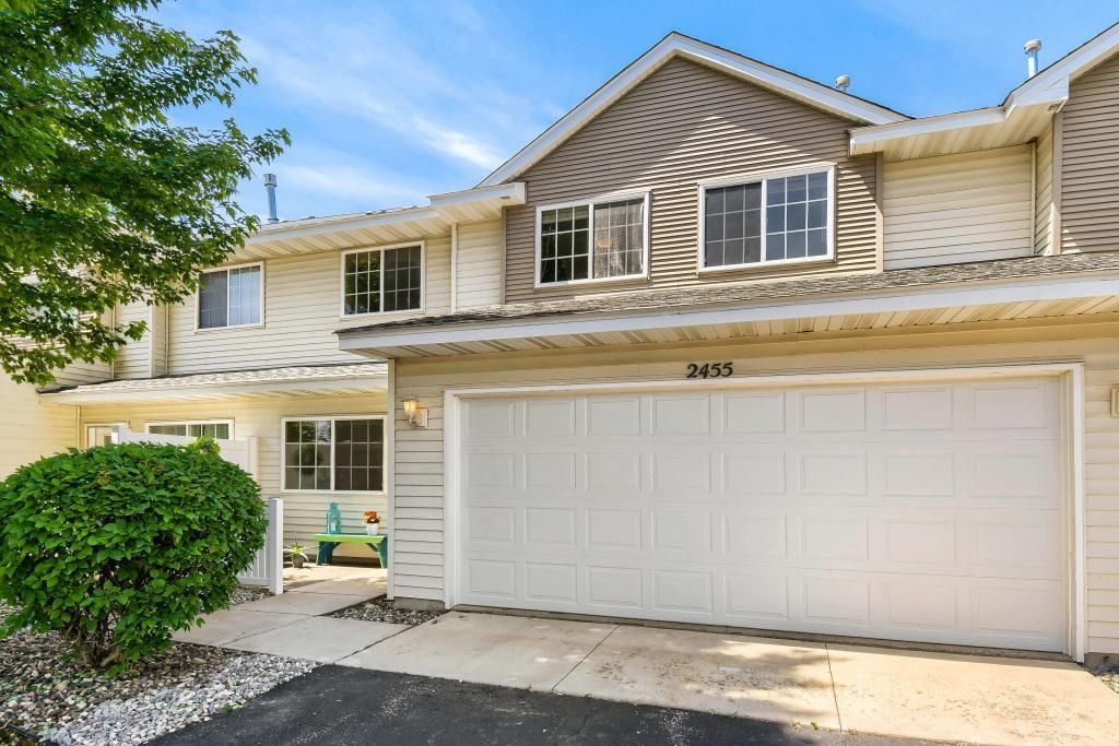 2455 Yellowstone Drive 115, Hastings, MN 55033 — exterior