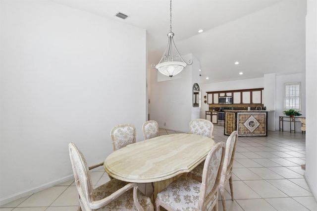 7229 Cataluna Circle, Delray Beach, FL 33446