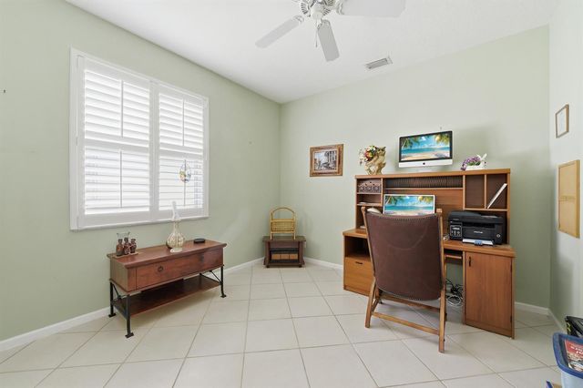 7229 Cataluna Circle, Delray Beach, FL 33446