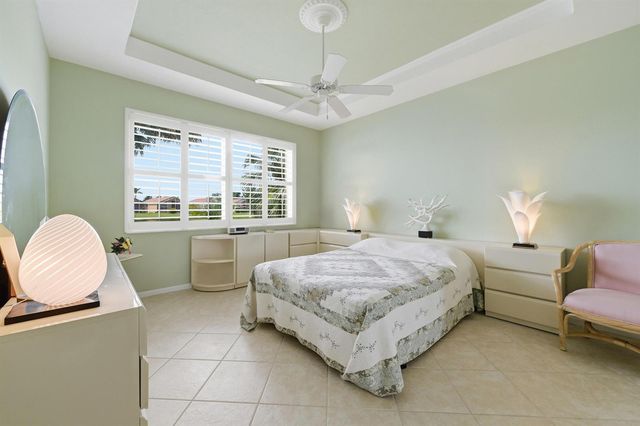 7229 Cataluna Circle, Delray Beach, FL 33446