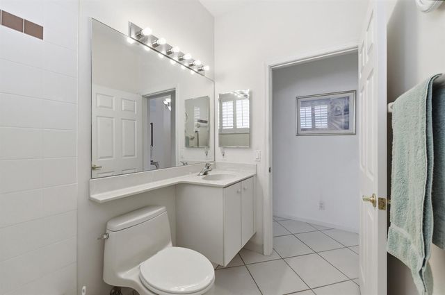 7229 Cataluna Circle, Delray Beach, FL 33446