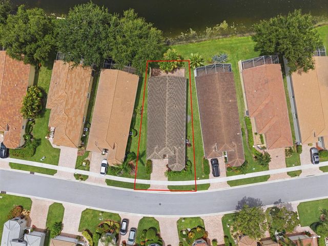 7229 Cataluna Circle, Delray Beach, FL 33446