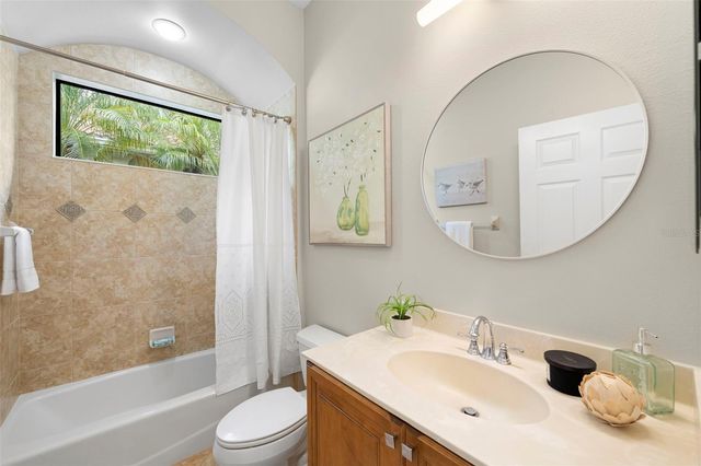 7423 WEXFORD COURT, Lakewood Ranch, FL 34202