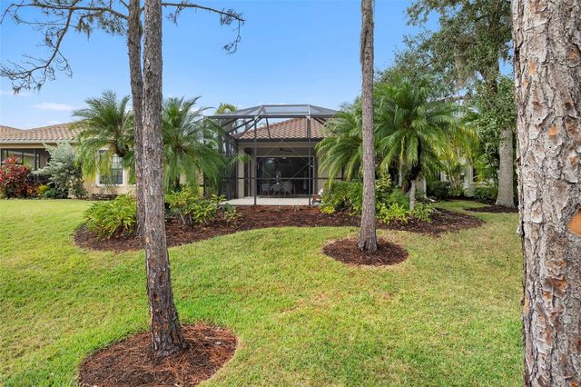 7423 WEXFORD COURT, Lakewood Ranch, FL 34202