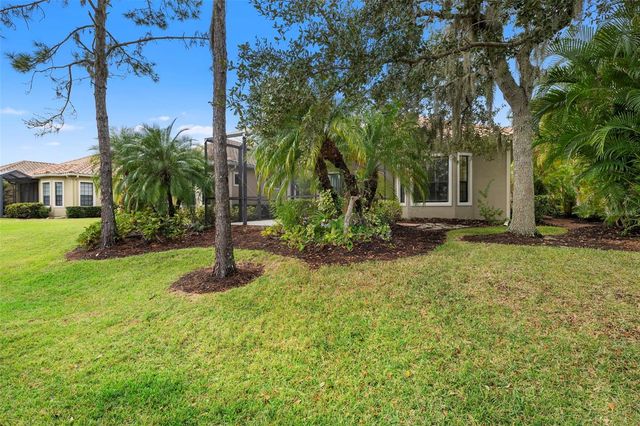 7423 WEXFORD COURT, Lakewood Ranch, FL 34202