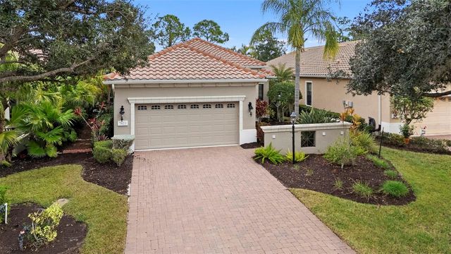 7423 WEXFORD COURT, Lakewood Ranch, FL 34202