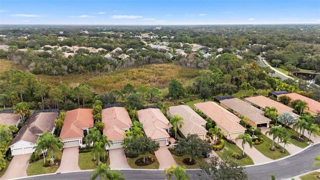 7423 WEXFORD COURT, Lakewood Ranch, FL 34202