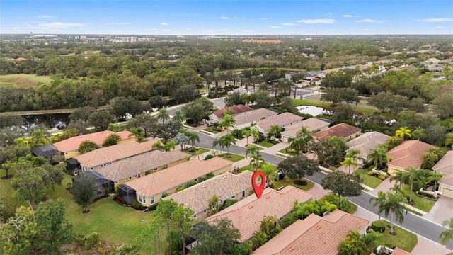 7423 WEXFORD COURT, Lakewood Ranch, FL 34202