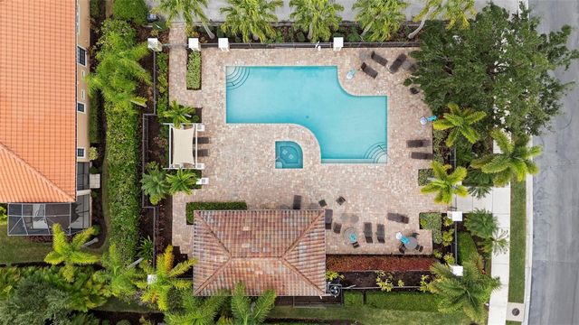 7423 WEXFORD COURT, Lakewood Ranch, FL 34202