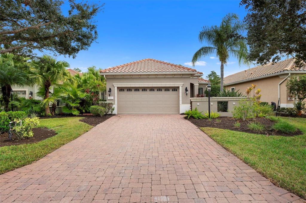 7423 WEXFORD COURT, Lakewood Ranch, FL 34202