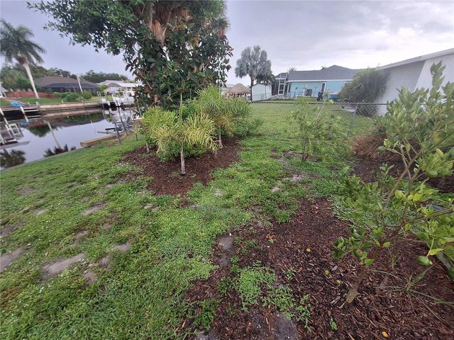 4050 YUCATAN CIRCLE, Port Charlotte, FL 33948