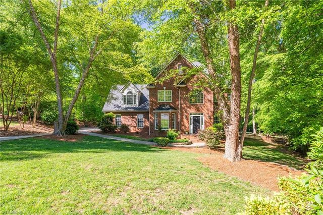 1819 Wild Fern Drive, Oak Ridge, NC 27310