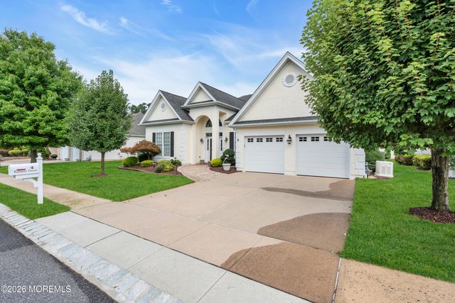 4 Talister Court, Freehold, NJ 07728