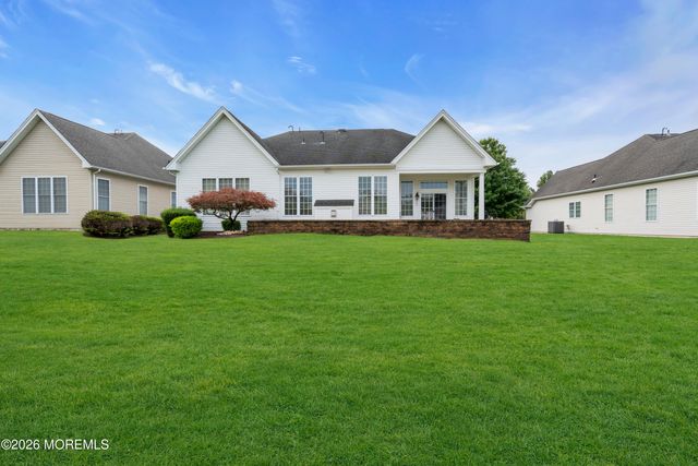 4 Talister Court, Freehold, NJ 07728