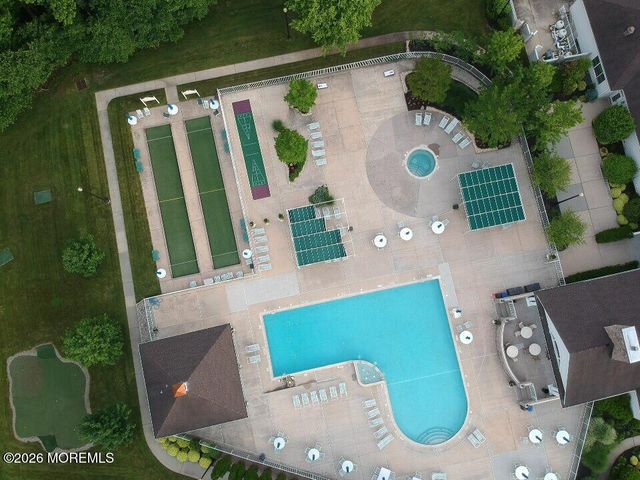 4 Talister Court, Freehold, NJ 07728
