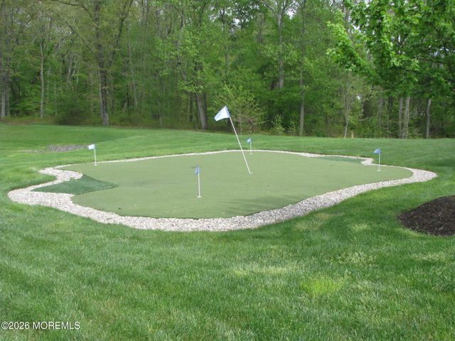 4 Talister Court, Freehold, NJ 07728
