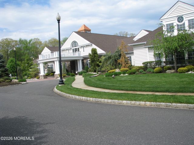 4 Talister Court, Freehold, NJ 07728