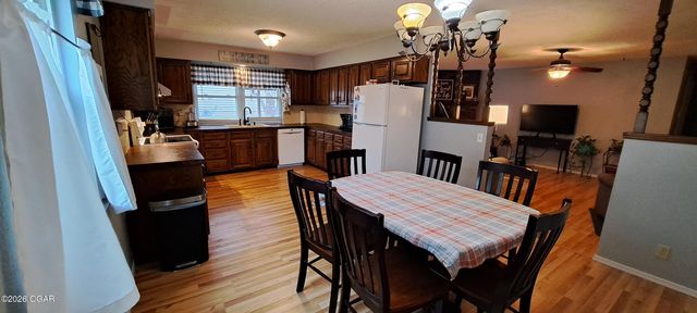 753 W Wickersham Drive, Webb City, MO 64870