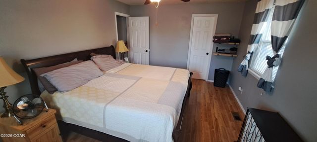 753 W Wickersham Drive, Webb City, MO 64870