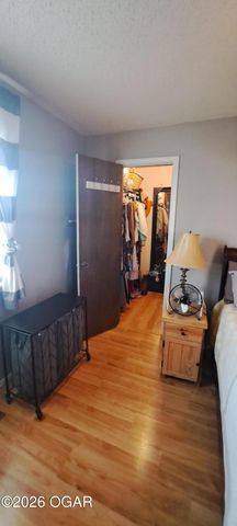 753 W Wickersham Drive, Webb City, MO 64870