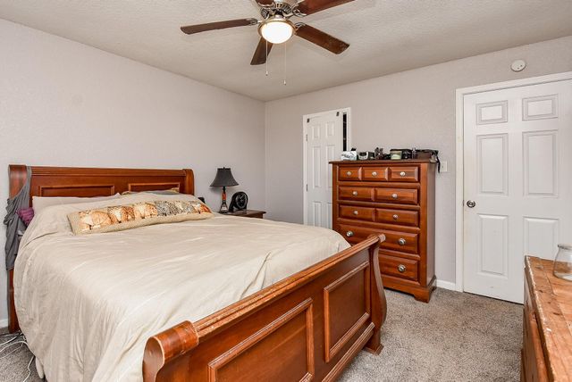 57 E Candlewood, Lake Jackson, TX 77566