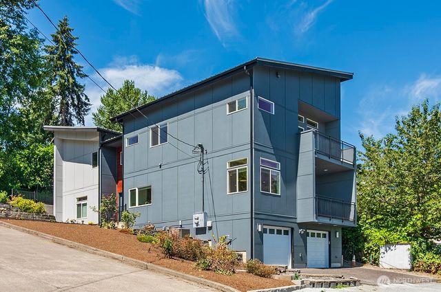 5426 31st Avenue S, Seattle, WA 98108