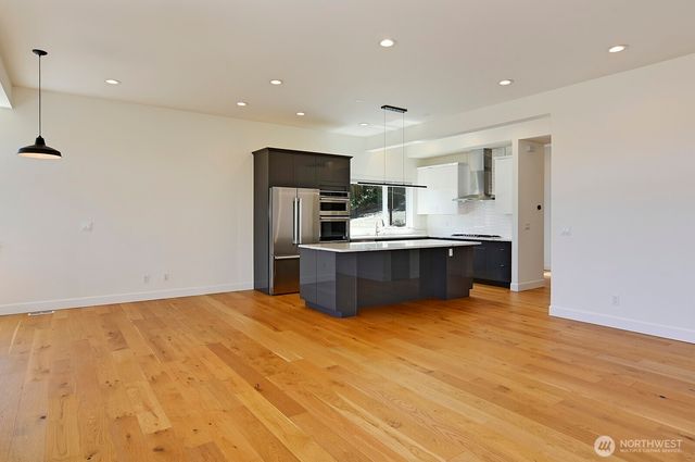 5426 31st Avenue S, Seattle, WA 98108